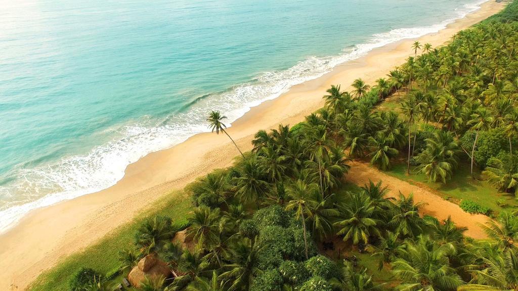 Ranna 212 Beach Resort Kahandamodara Exterior photo